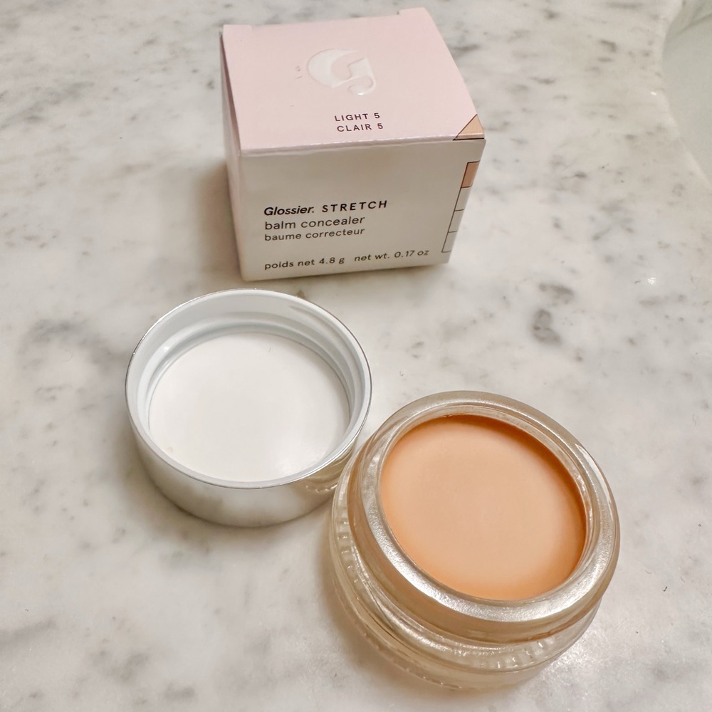 Glossier Stretch Concealer Light 5
